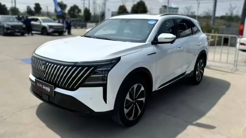 Changan CS75 Plus HEV 2.webp