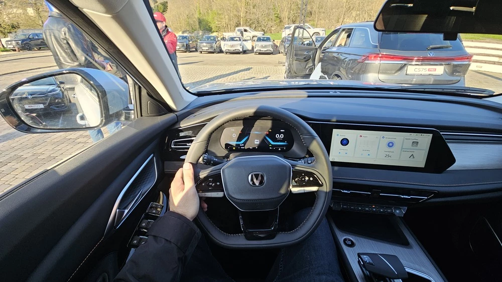 Changan CS75 Pro 12.webp