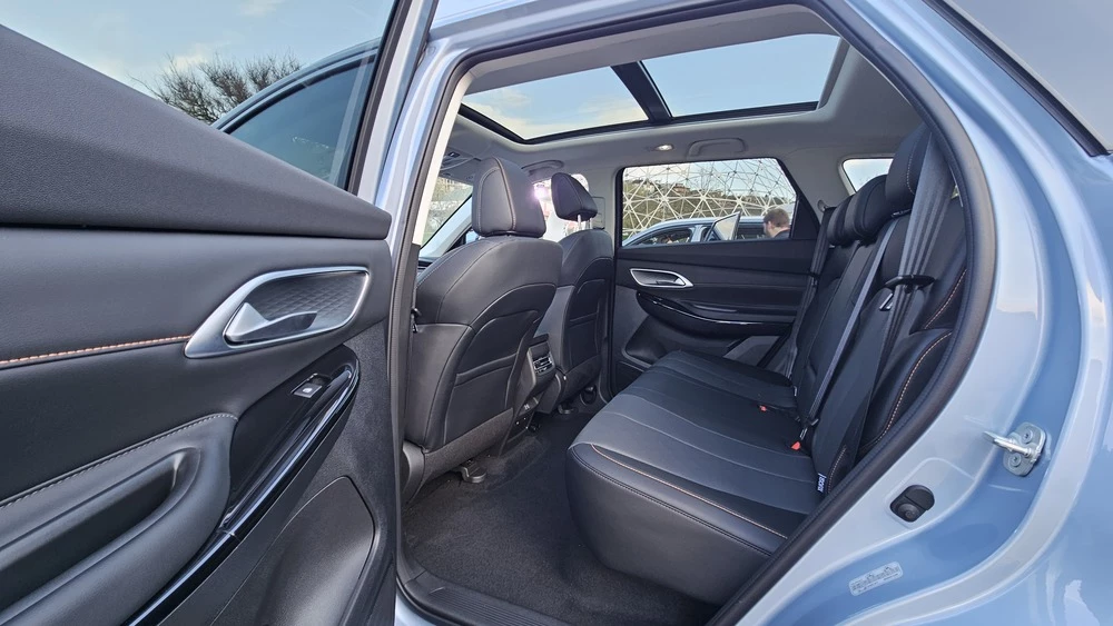 Changan CS75 Pro 8.webp